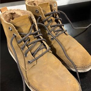 Toms Brown Lace-Up Boots for Men